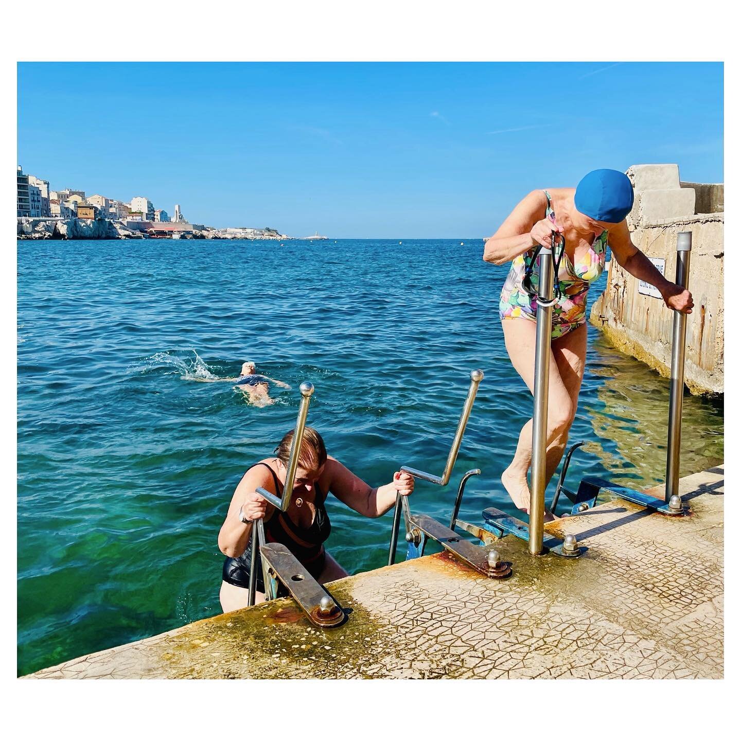 SE METTRE &Agrave; L&rsquo;EAU 
.
.
.
#swimming_time #concrete #swimming #peoplephotography #summervibes #summerlife #staircase #shadesofblue #shadesofmagic #mediterraneansea #mediterraneanlife #sealovers #seaview #swimmer #mediterranean #swimmingtim