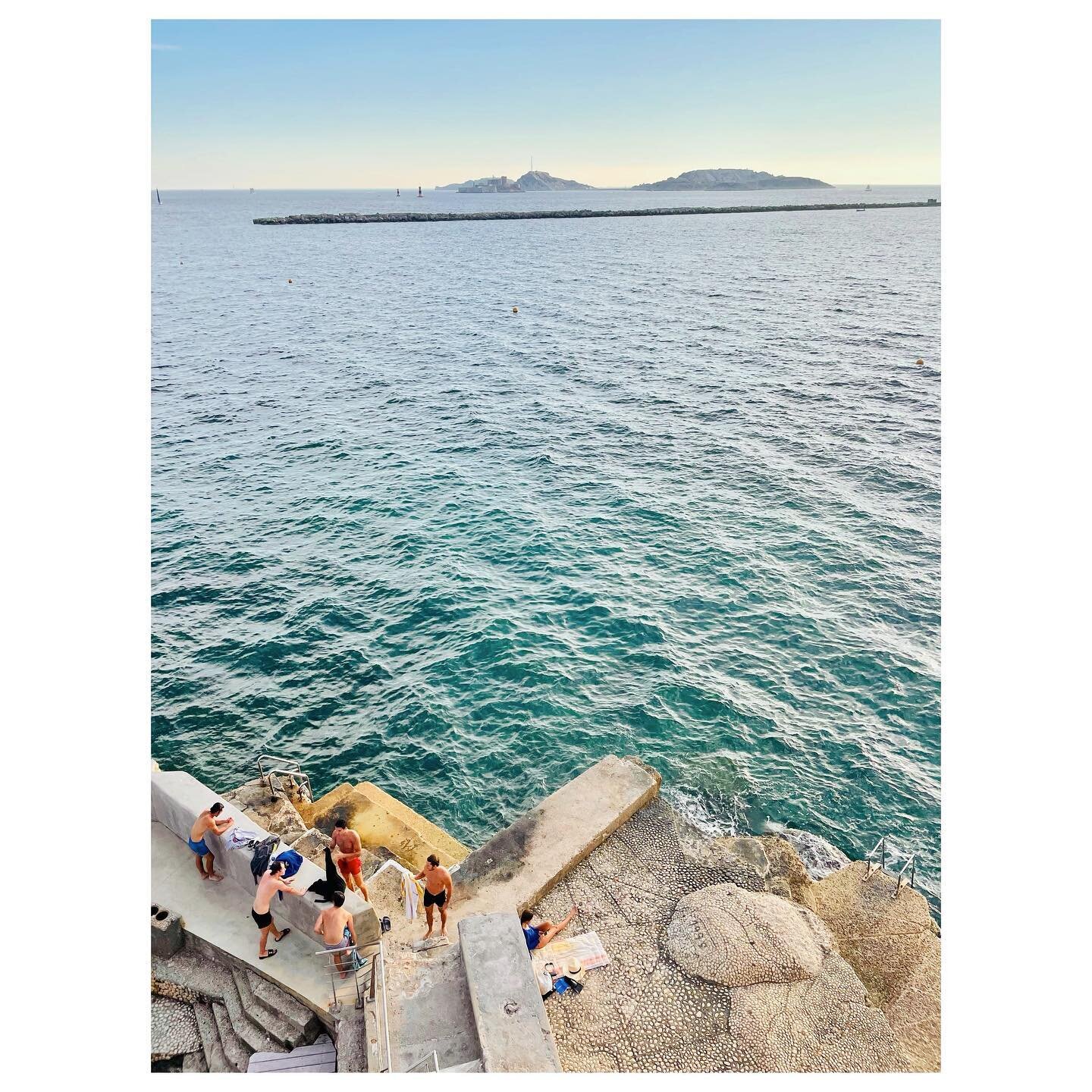 LAST BATH BEFORE THE SUNSET 
.
.
.
#ilesdufrioul 
#lovers #friends #swimming #sealife #summervibes #summerlife #staircase #shadesofblue #shadesofmagic #mediterraneansea #mediterraneanlife #sealovers #seaview #mediterranean #swimmingtime  #marseille #