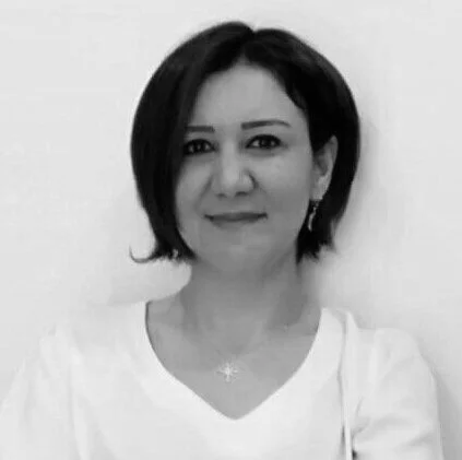 Zeynep+Karasoy.jpg