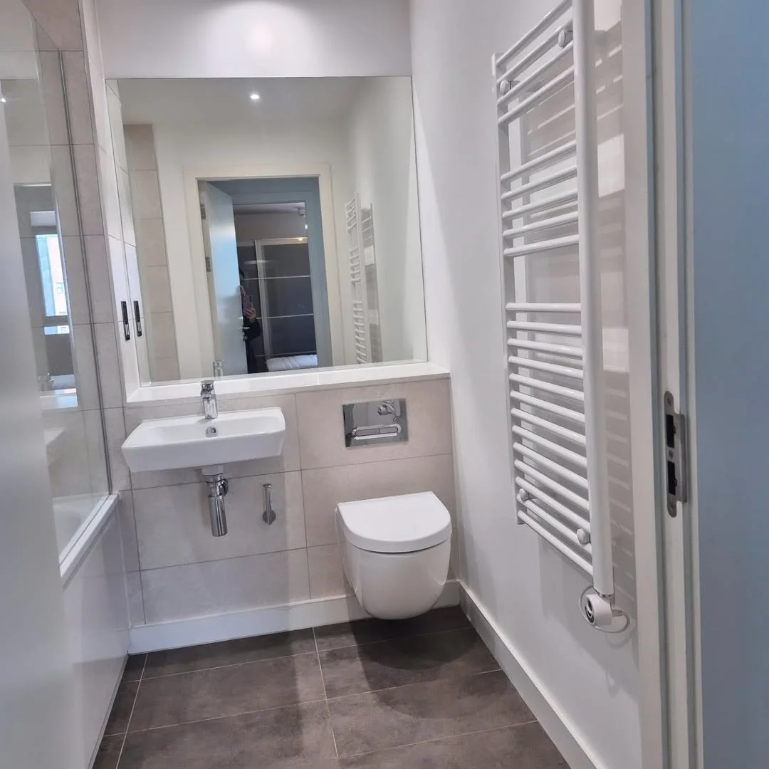 I am proud to offer this fabulous apartment in Oxygen Towers, Store Street, Manchester M1The pro-13.jpg