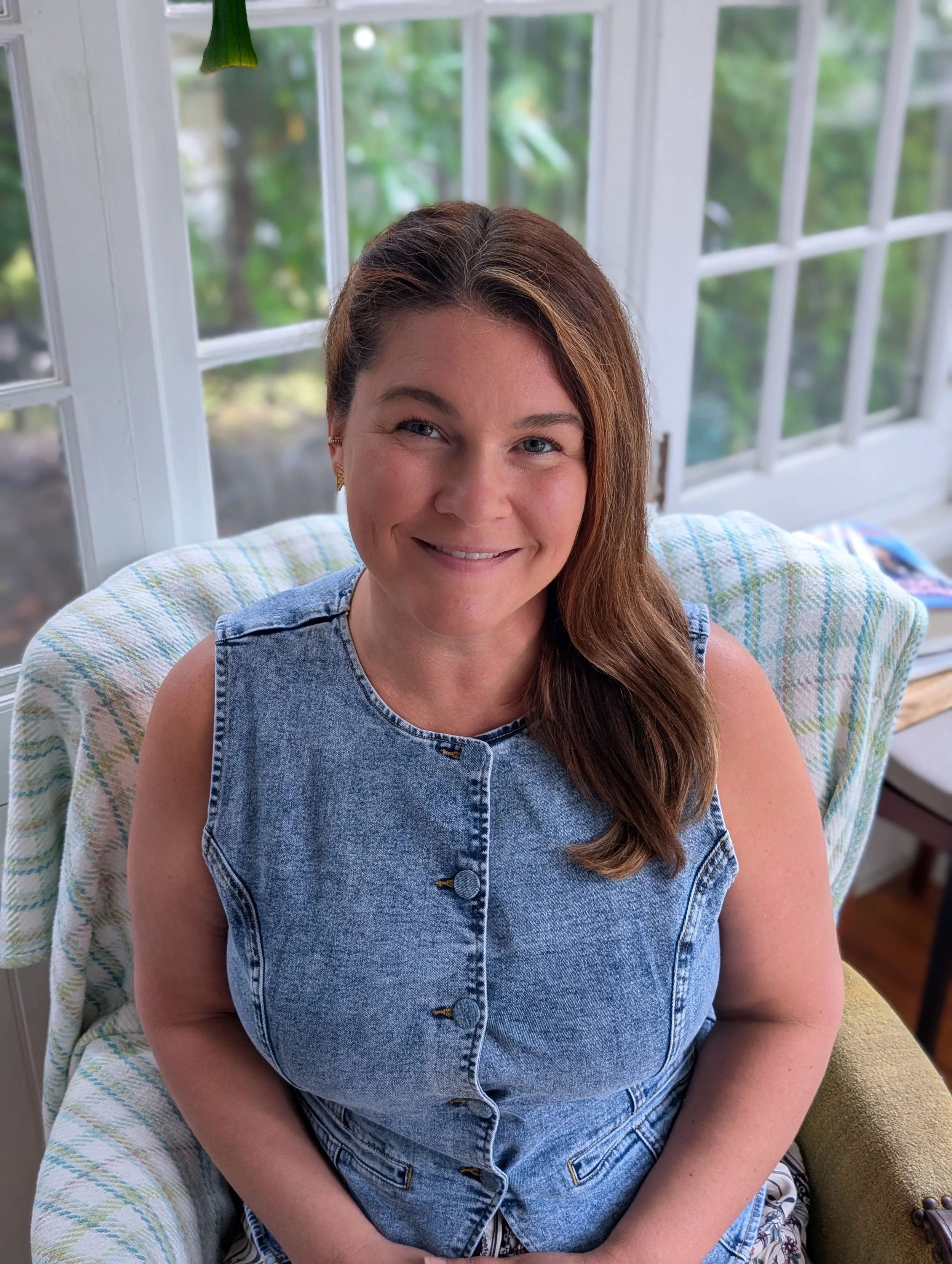 Headshot of Crystal Savoy, functional dietician serving New England, including Massachusetts, RI, NH