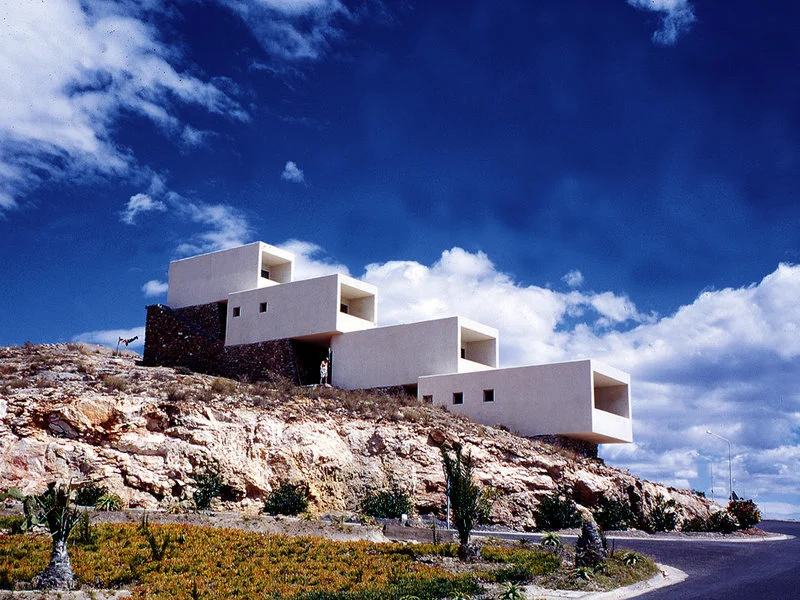 Fisac/De la Sota, arquitecturas paralelas