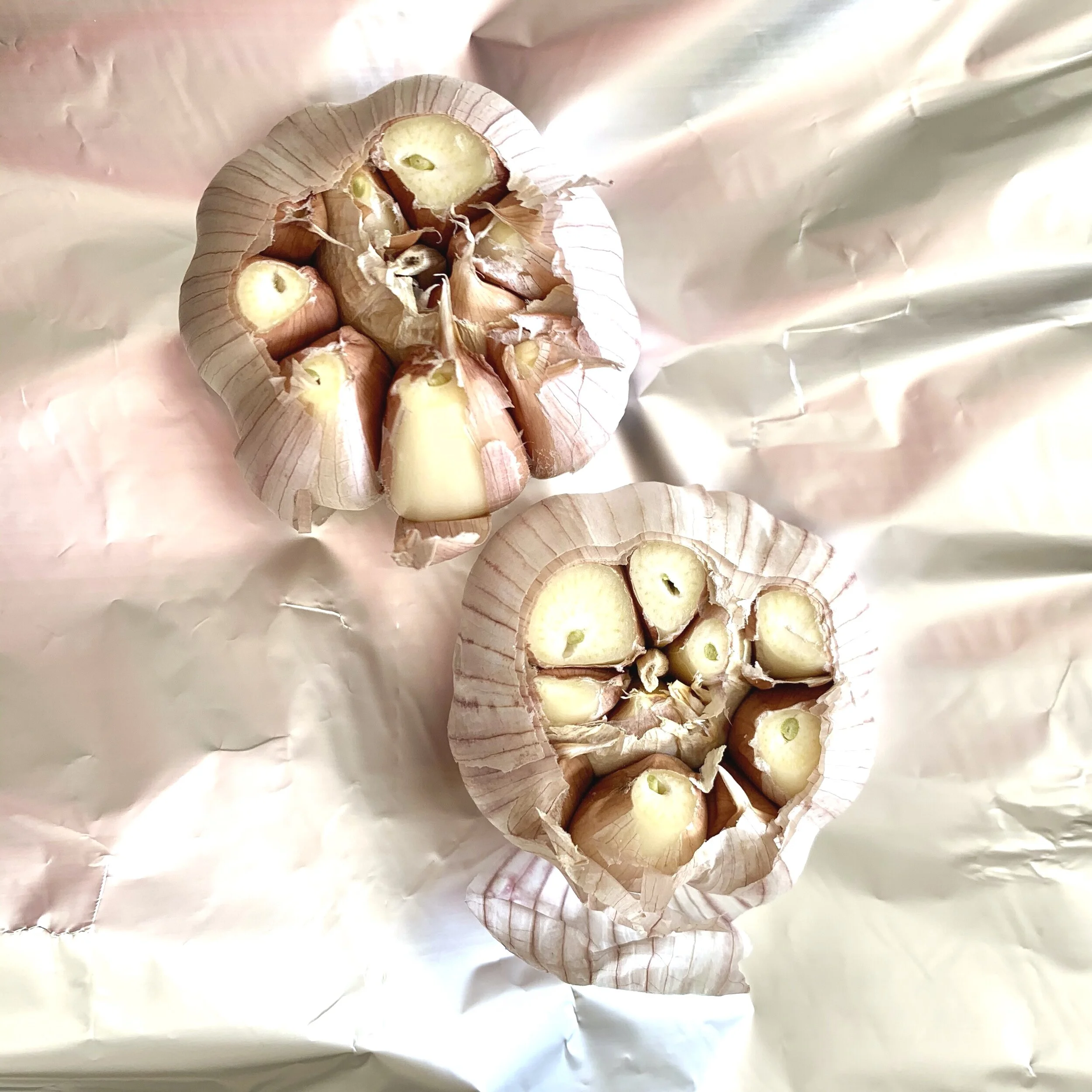 Roast Garlic Oil — alittlesoak