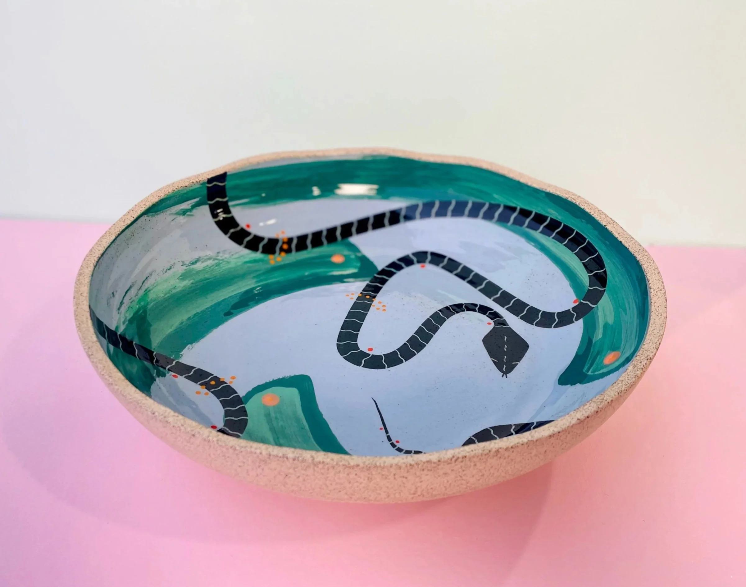 big black snake serving bowl