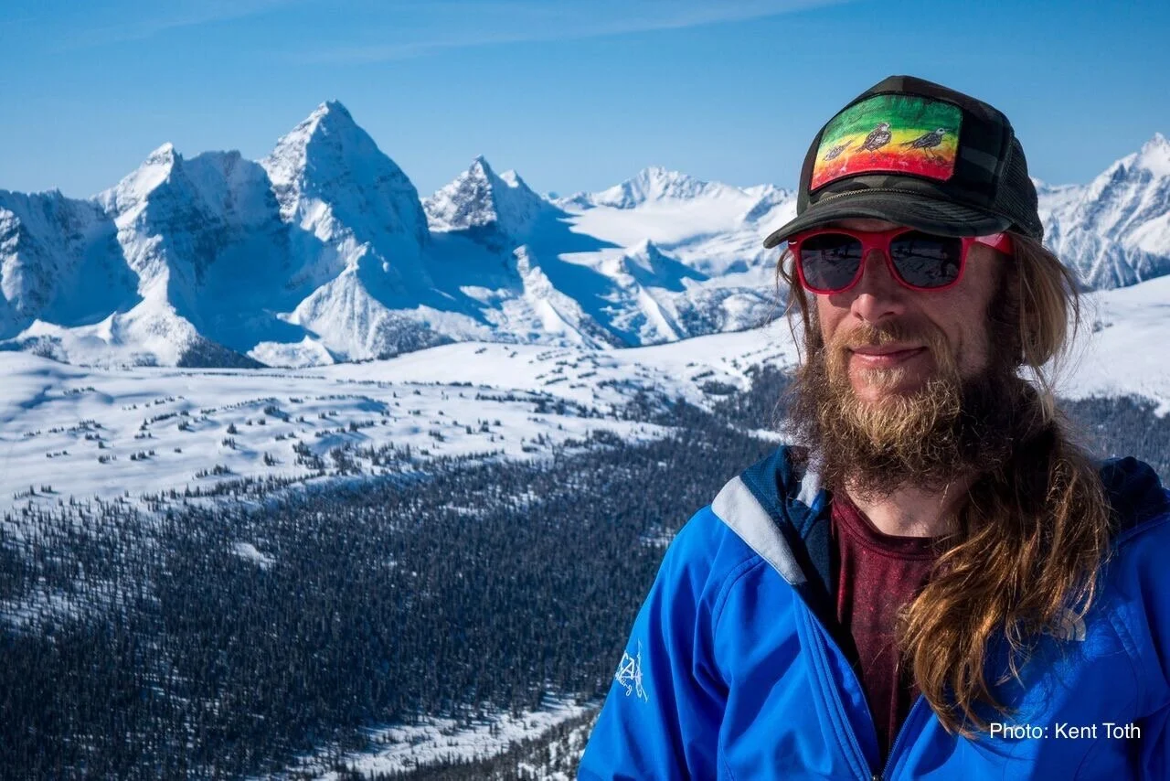 Aaron Enns A.C.M.G. Ski Guide Golden B.C. Kicking Horse, Rogers Pass and the Canadian Rockies. Photo by Kent Toth