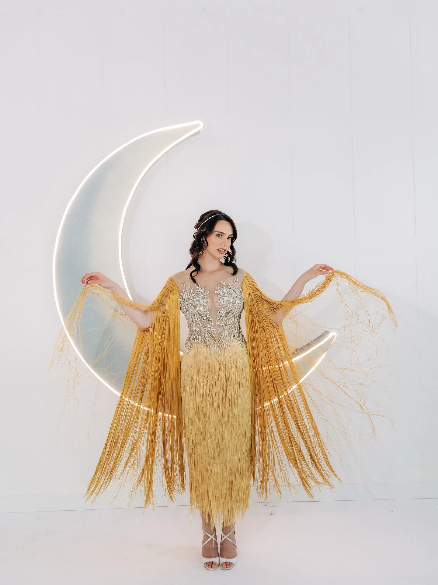 Meet our glowing crescent moon backdrop 🌙&mdash; the perfect mix of dreamy and a little moody. Shot in our creative space, Studio B, it&rsquo;s made for photos that feel magical, bold, and totally unforgettable. 

Photography: @ellafarrellphotograph