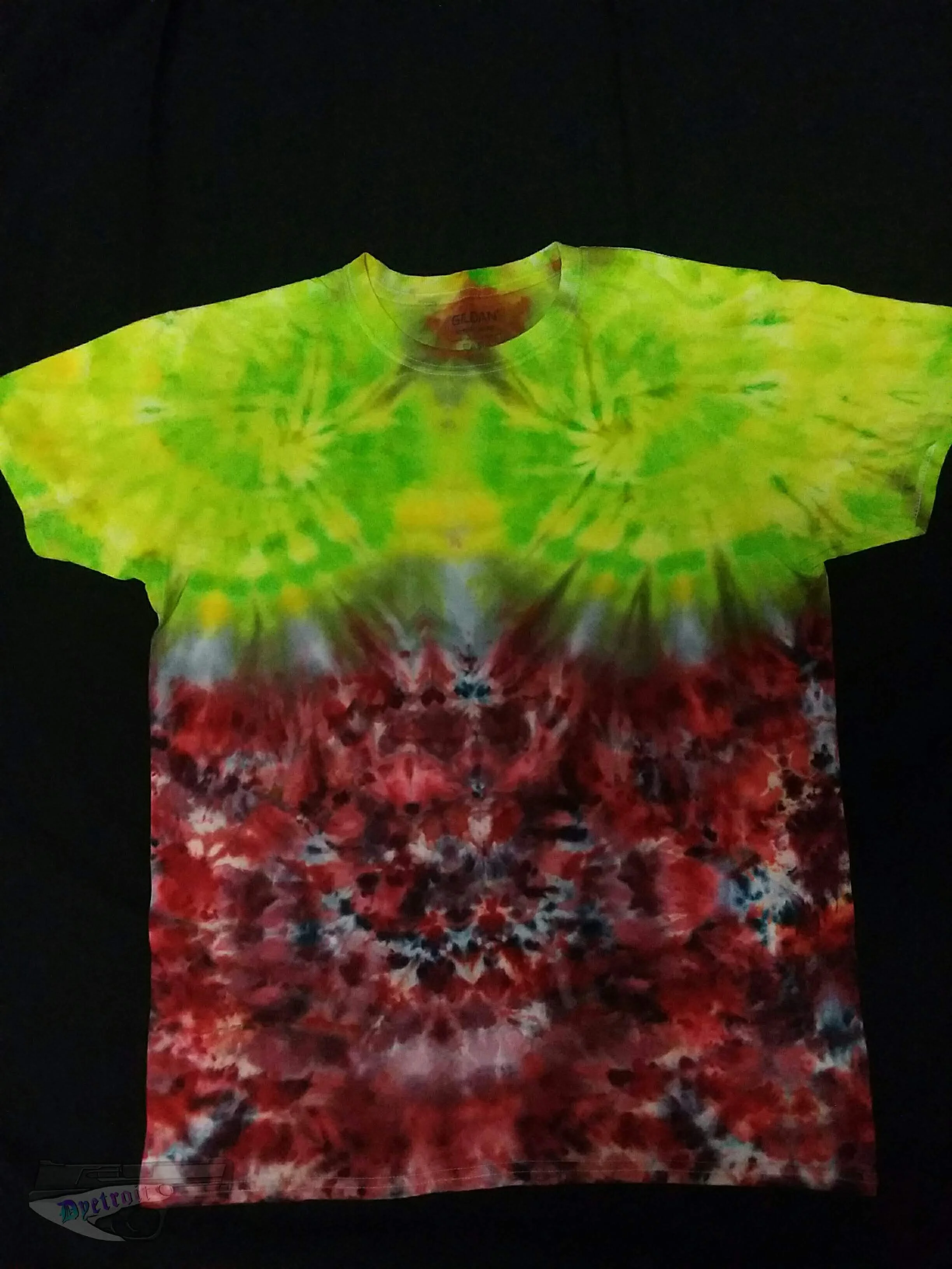 " Spiral Splatter" ) Medium 