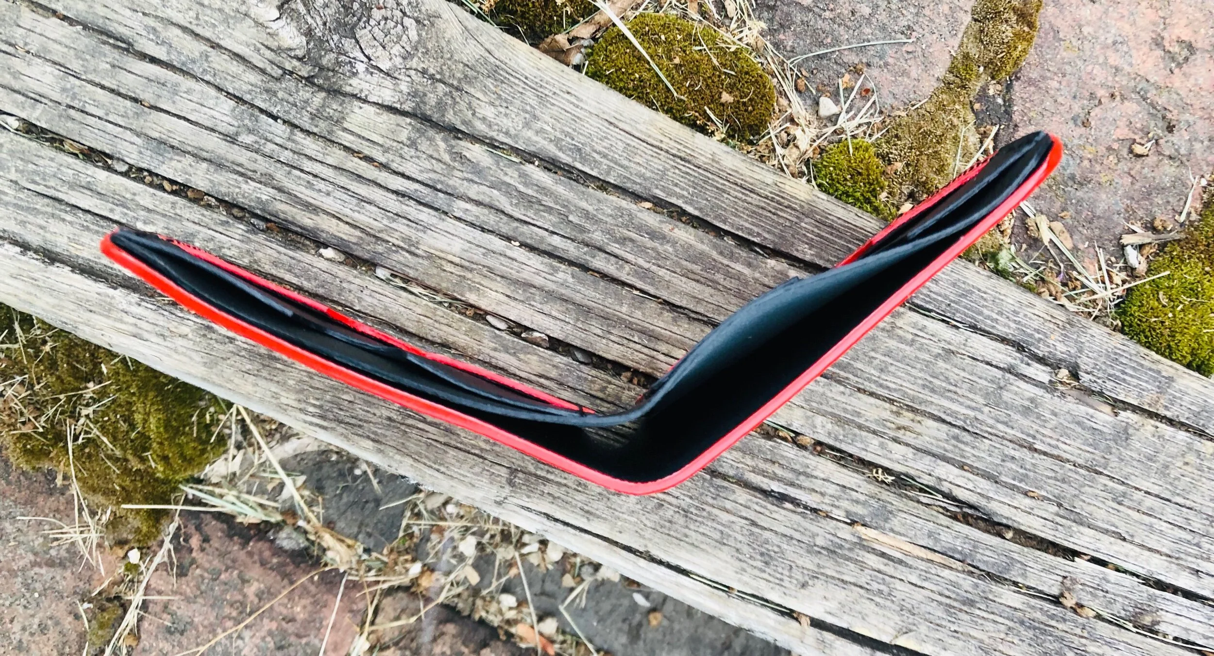 0B882C09-A215-4B6B-8FF9-0CF102E2E951