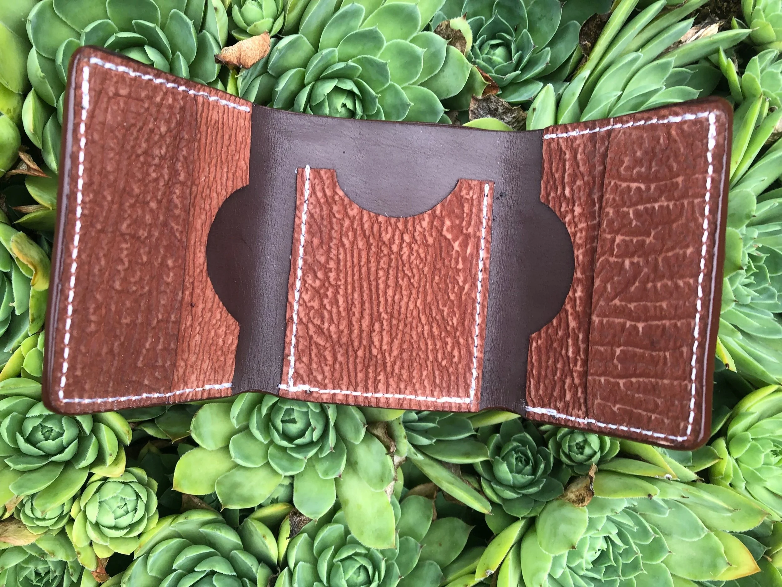 A6133478-B50E-412E-B0E4-11C9AA8F2057