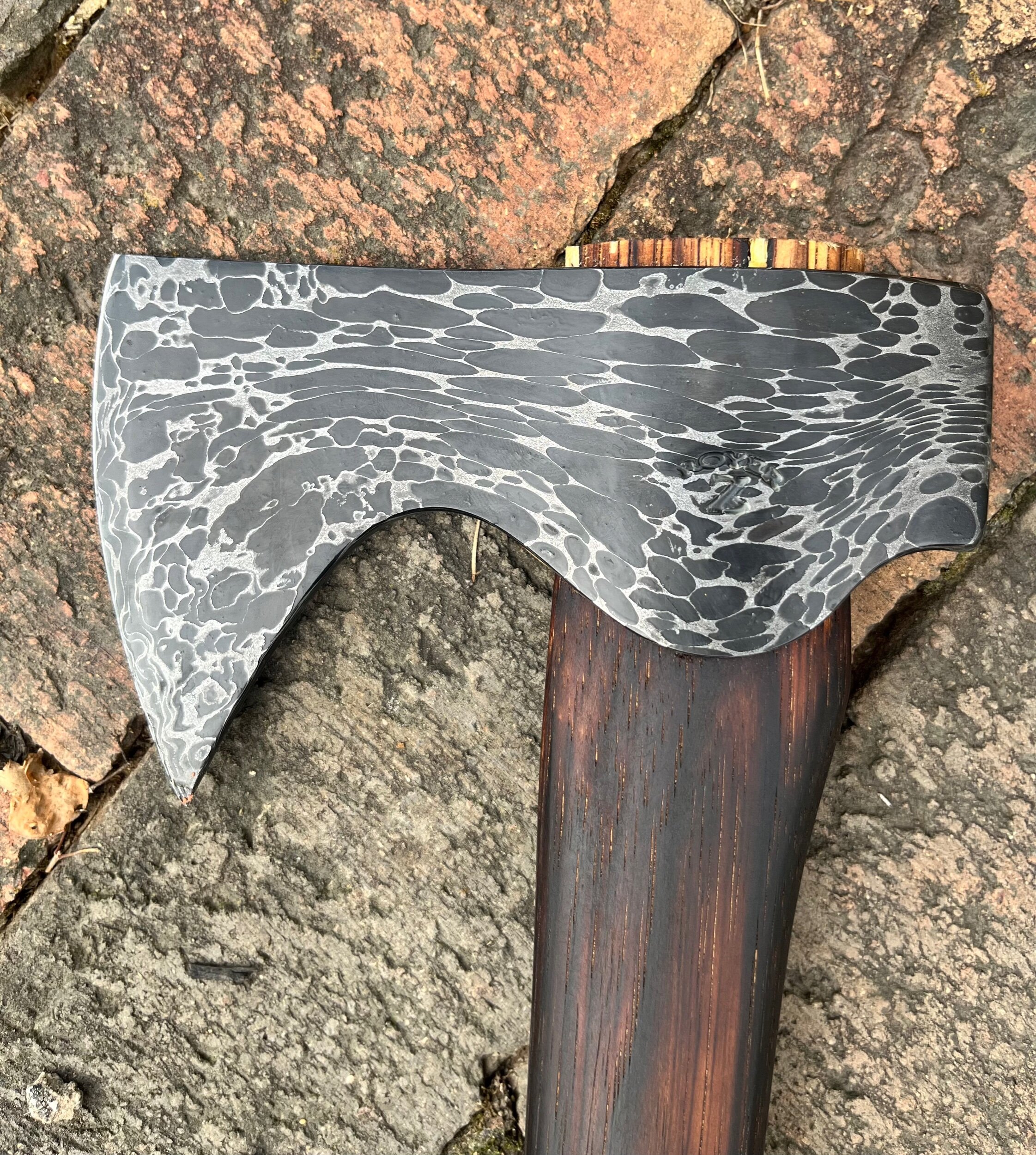 EEB249AF-53DA-47A5-A998-F8F486EF2BE8