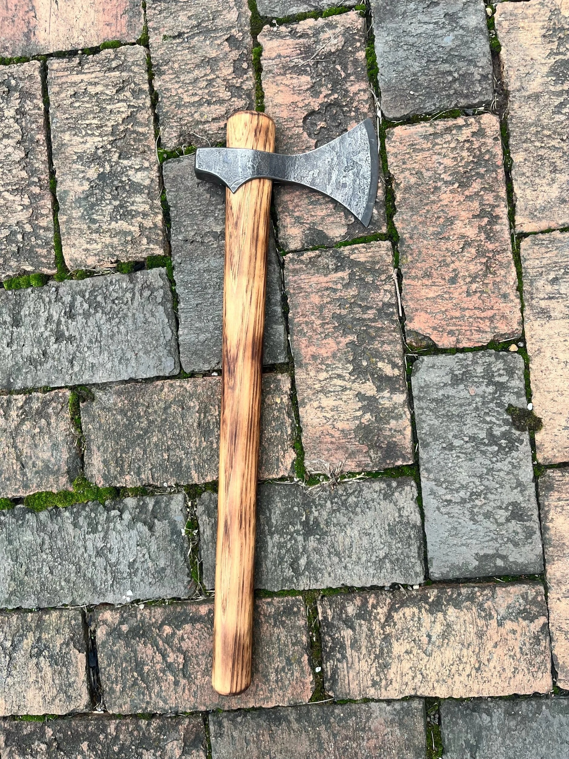 4505A3BC-3EFF-4D49-9ED1-67A57C4A37D3