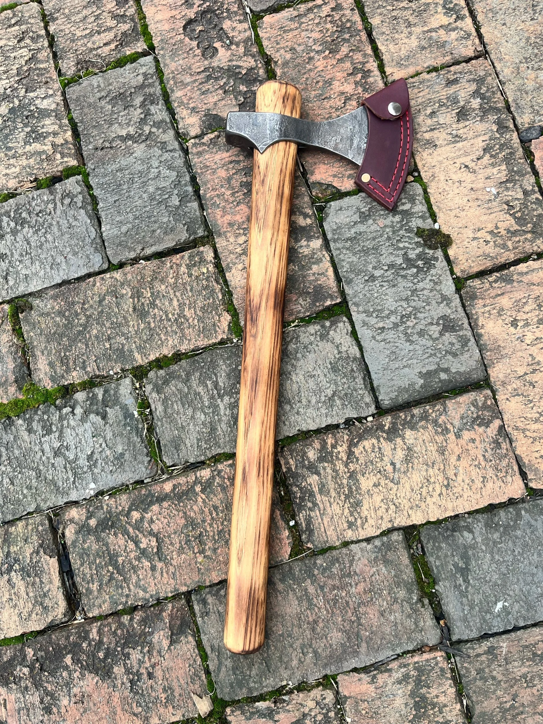 B0E74296-3241-4510-A785-75650DCF6F9A