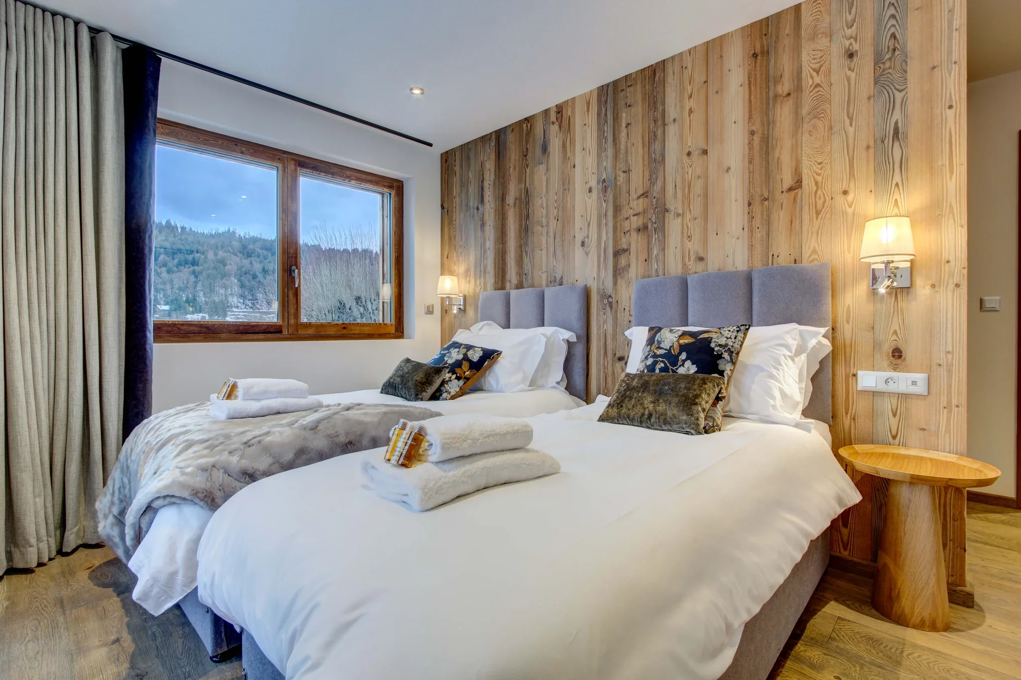 Elevation-Alps-Yukinko-Bedroom-2-iii.webp