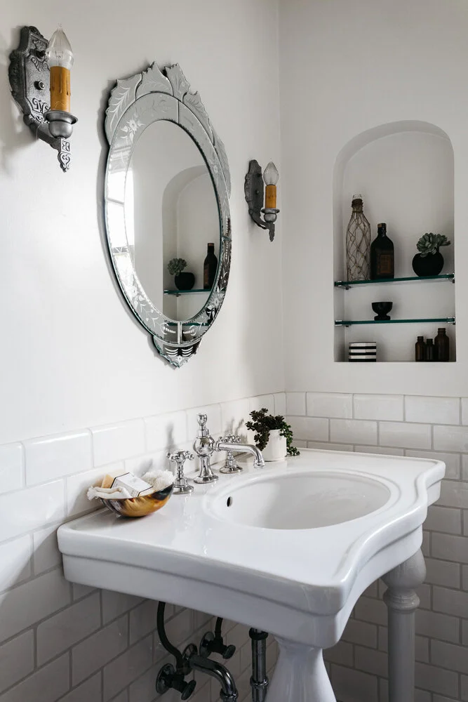 2752 Hollyridge MLS - virtuallyherestudios.com-30.jpg