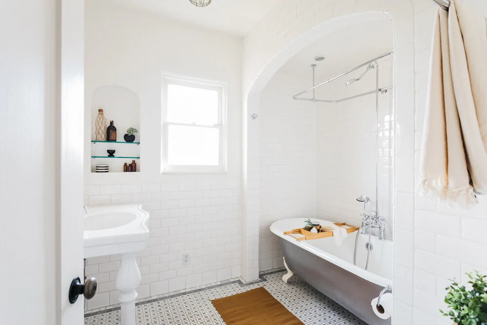 2752 Hollyridge MLS - virtuallyherestudios.com-29.jpg