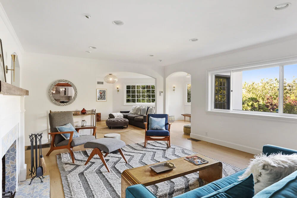 4217 Noble Ave MLS - virtuallyherestudios.com-18.jpg