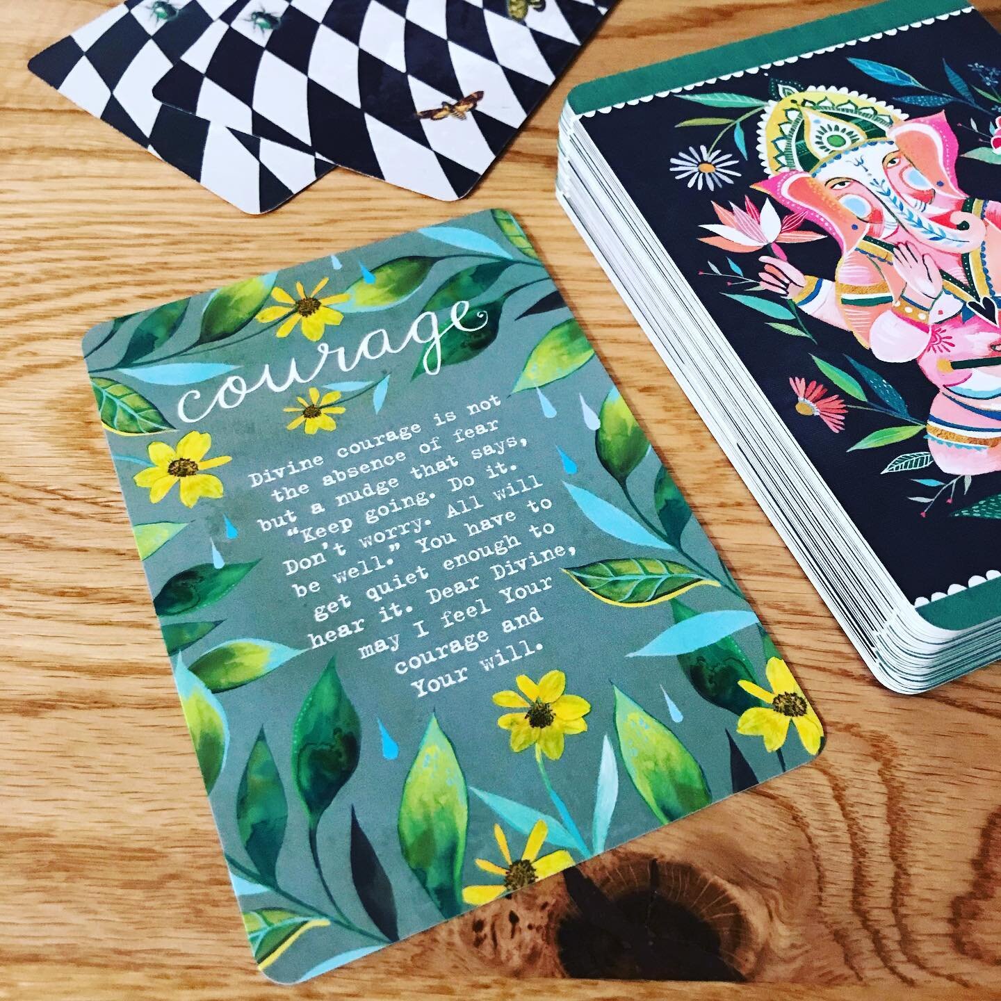 For anyone who needs it tonight 🌻 You are stronger than you realize! ❤️ #theintuitiveteacup #wildofferingoracle #dailyoracle #oraclecards #oraclereading #thursdayvibes #jupiterday #tarotlover #tarotreader #tarotreadersofinstagram #tarotreadersofig #