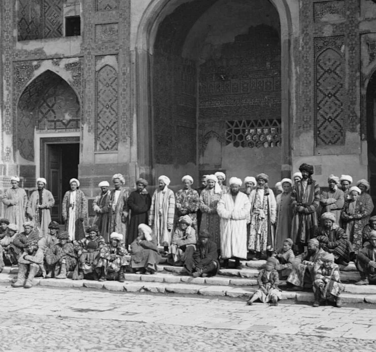 Men on the Registan, Samarkand. Taken between 1905-1915. Source: Prokudin-Gorski photograph collection, Library of Congress.