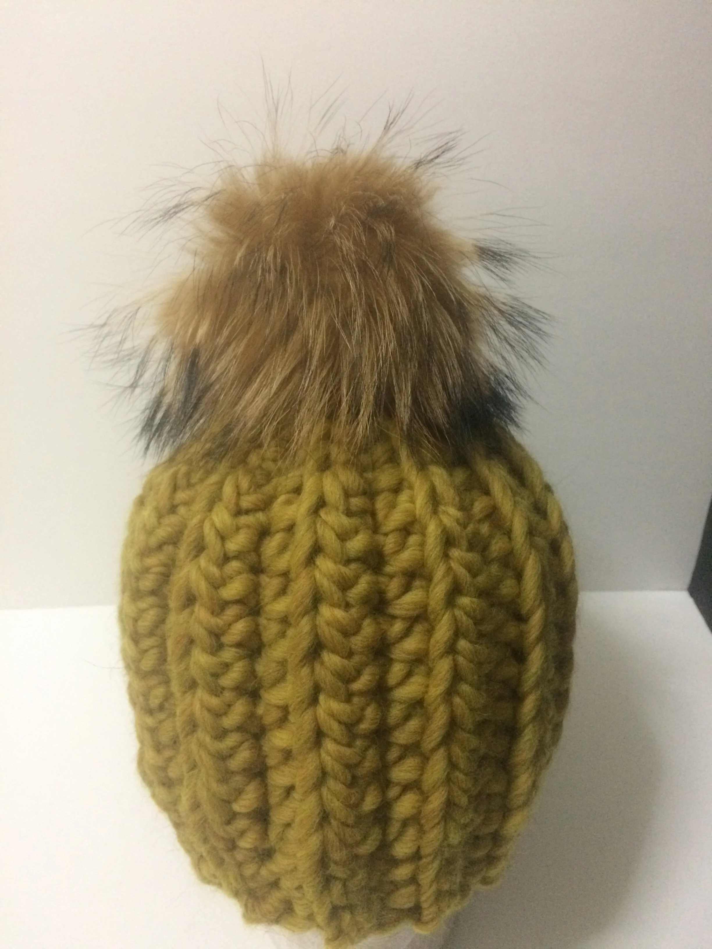 Chunky  Merino Hat,  100% Merino Wool with Removable Real Raccoon Fur Pompom