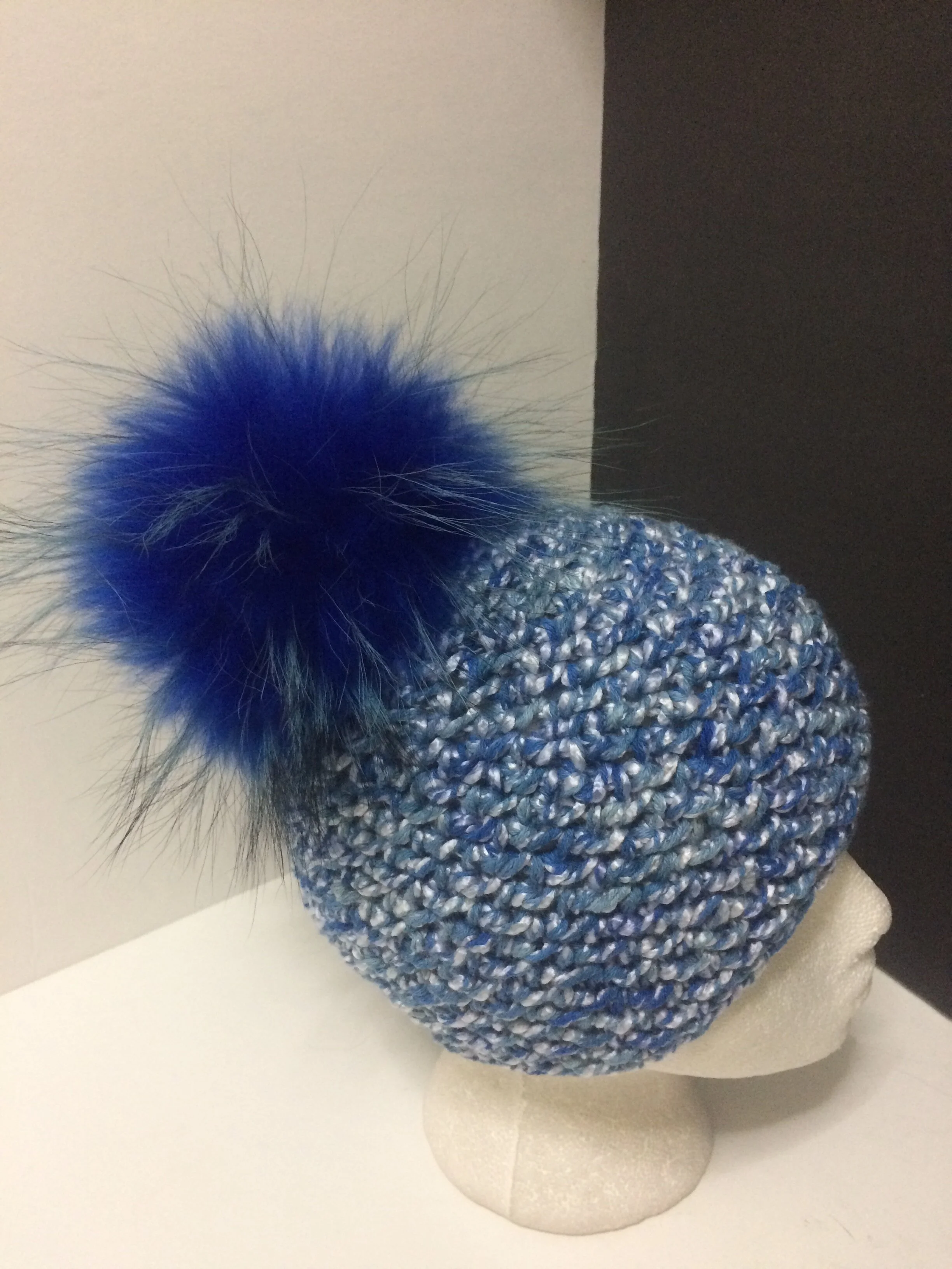 Bulky Hat,  with  Removable Real Raccoon Fur Pompom