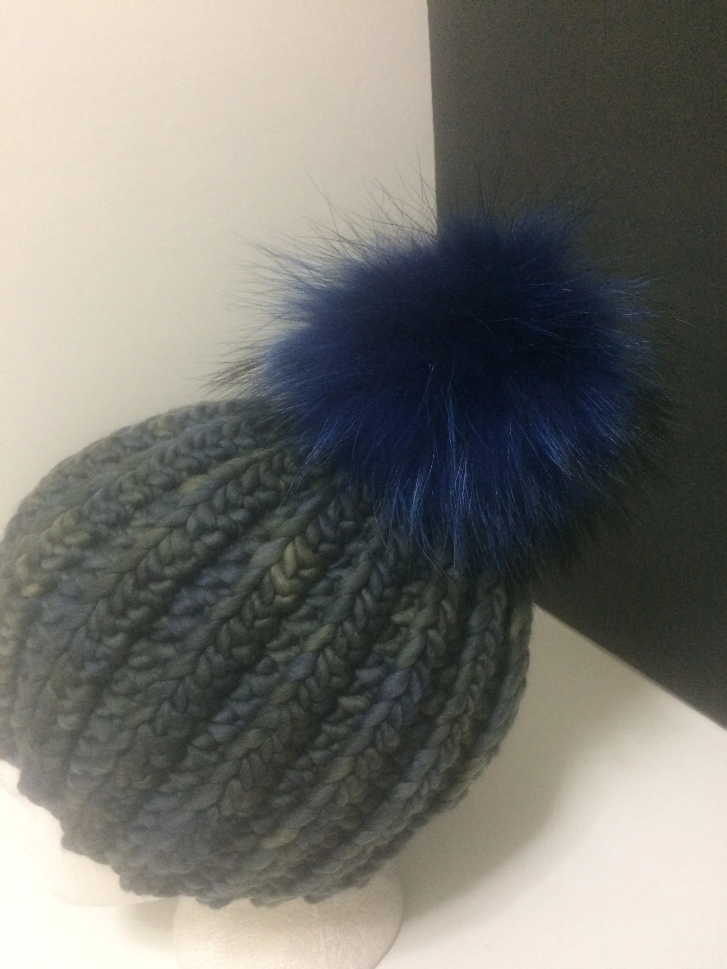 Chunky  Merino Hat, 100% Merino Wool with Removable Real Raccoon Fur Pompom