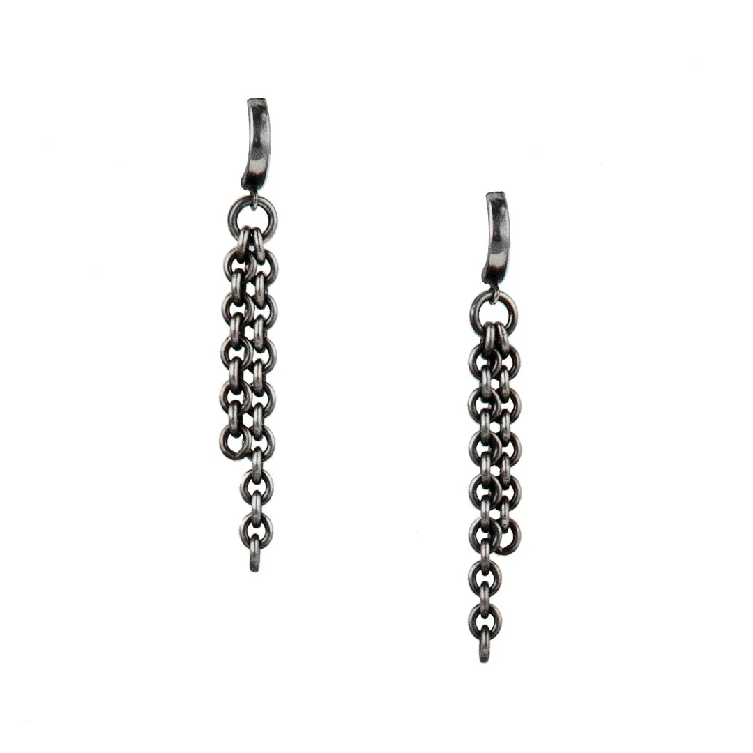 KKDesigns_Essentials_ChainEarrings_1_1080x1080_v2.jpg