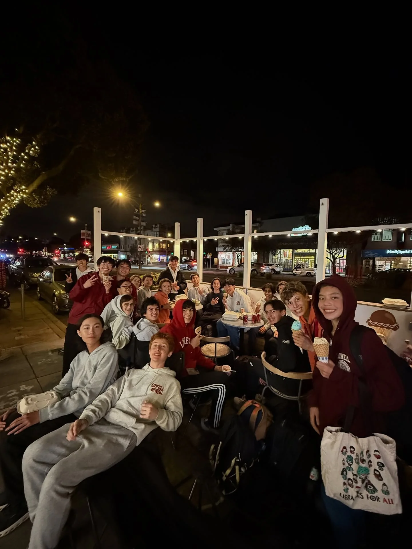 What a night with the Lowell Cross Country team!🏃&zwj;♂️We loved hosting the team dinner and celebrating their final meet together. Congratulations on an amazing season!