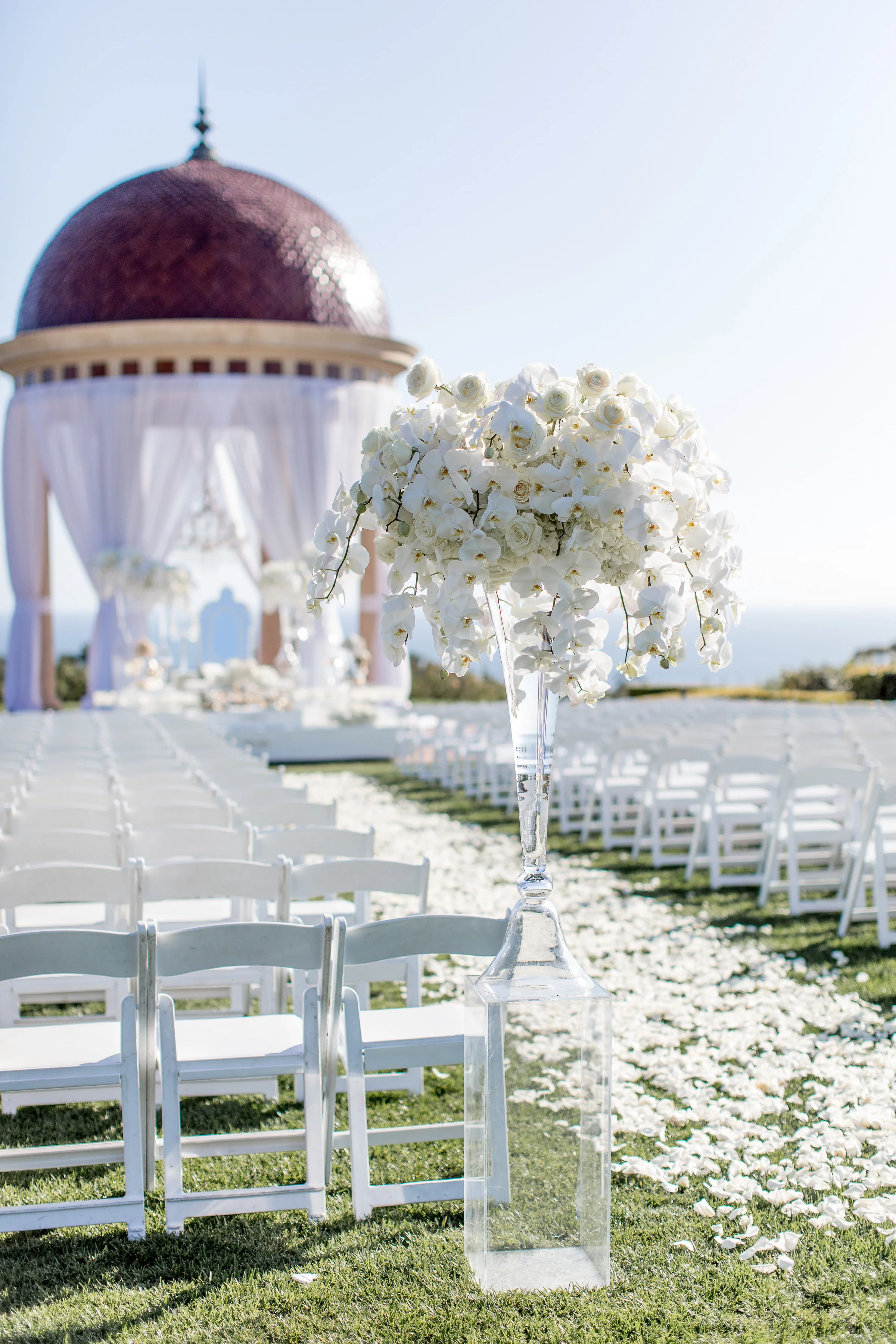 Aboutdetailsdetails | Katie Beverley Photography | Pelican Hill | Ocean View | Rotunda | White draping | White orchid | Flower Aisle |