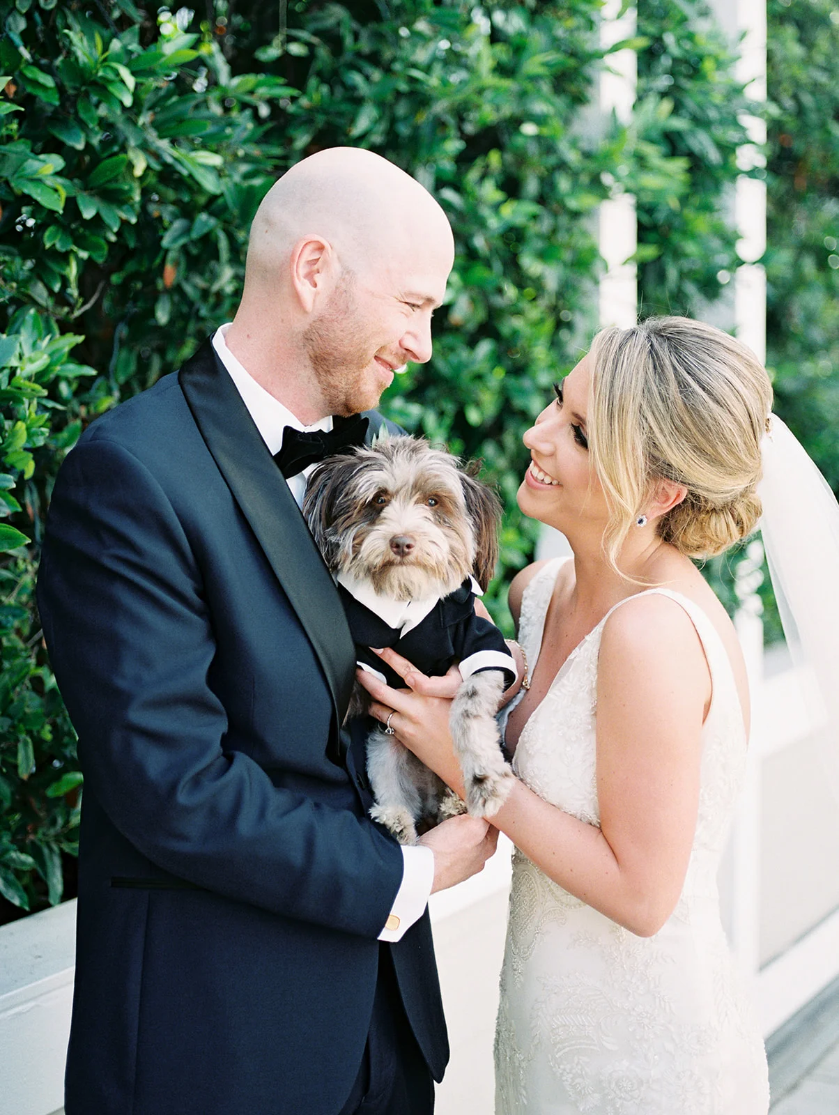 aboutdetailsdetails | bride and groom | family portrait | wedding day |