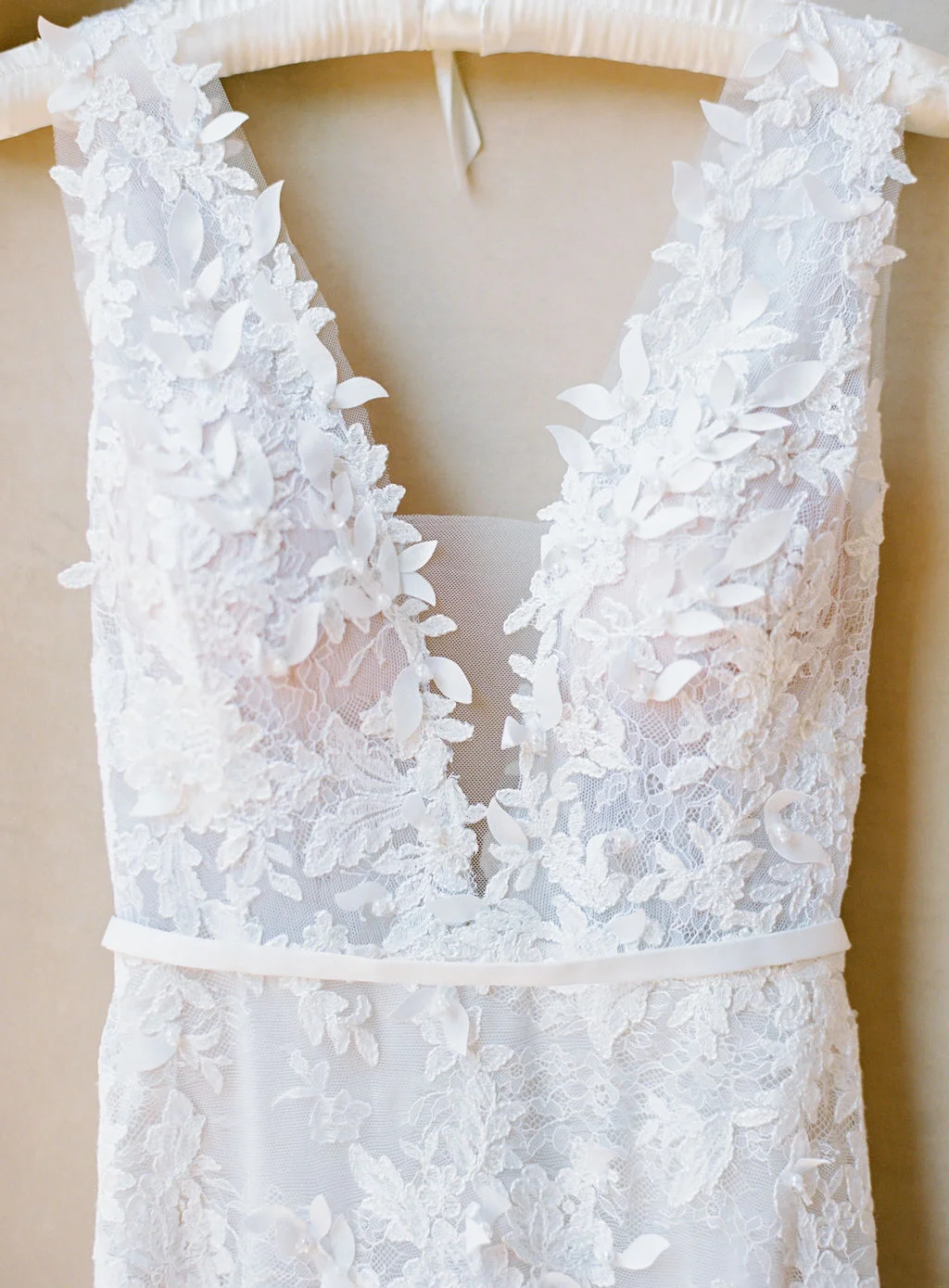 aboutdetailsdetails | floral lace wedding dress | style | wedding dress | fashion |