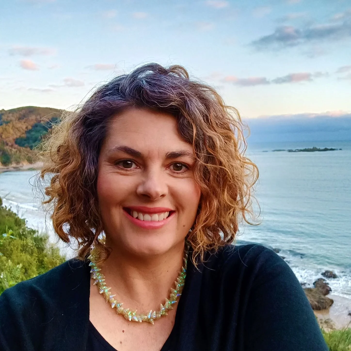 An interview with Stephanie Parkyn! Author of The Freedom of Birds.