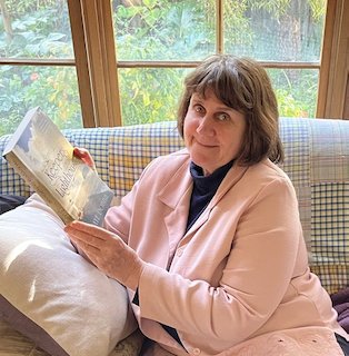 Interview with Kaye Dobbie - Author of 'The Keepers of the Lighthouse'