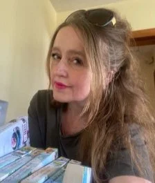 Interview with Julie Shackman - Author of 'A Scottish Lighthouse Escape'.