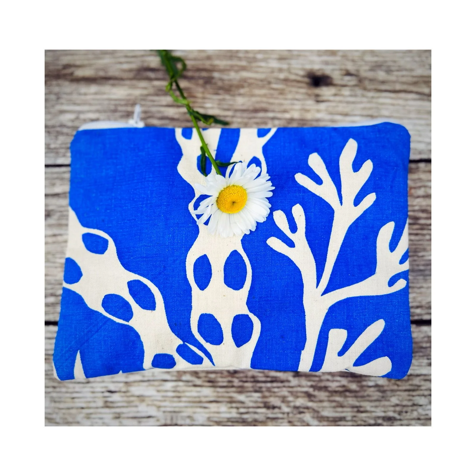 Pochette Zippée bleu majorelle.