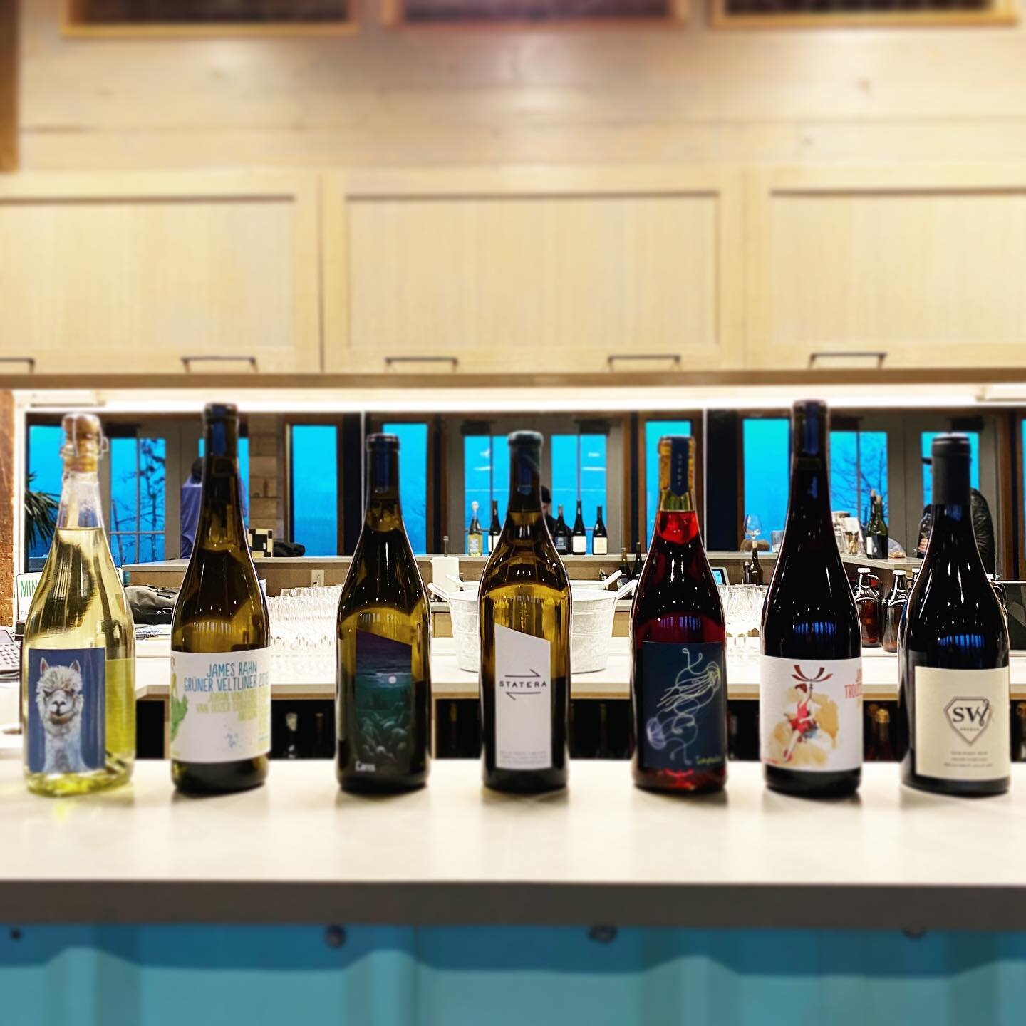 This line up in our tasting room at @abbeyroadfarm right now is bonkers: ARF &lsquo;18 Demi-Sec Sparkling Pinot Gris, &lsquo;18 @lareswines Aligot&eacute;, &lsquo;16 @stateracellars @bellepente #chardonnay , &lsquo;17 @stedtwines #gamay , &lsquo;18 @