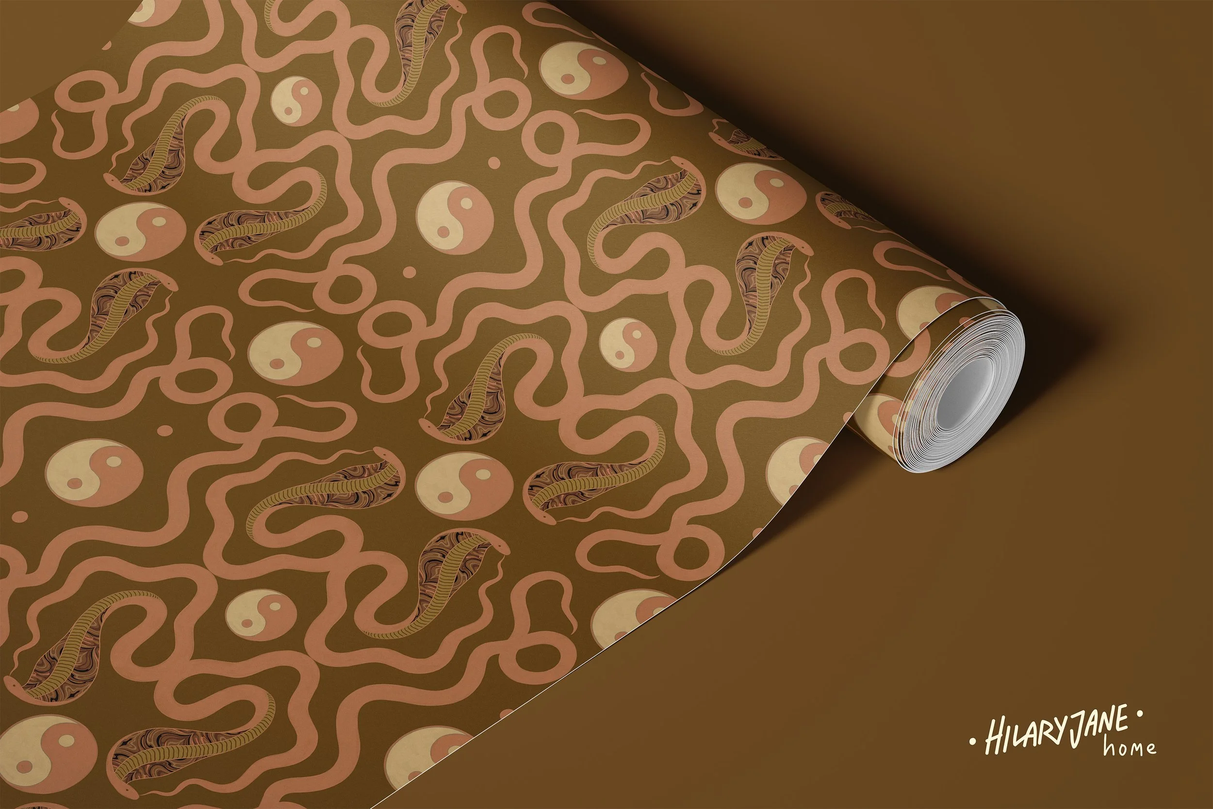 Snake_Brown&Pink_roll.jpg