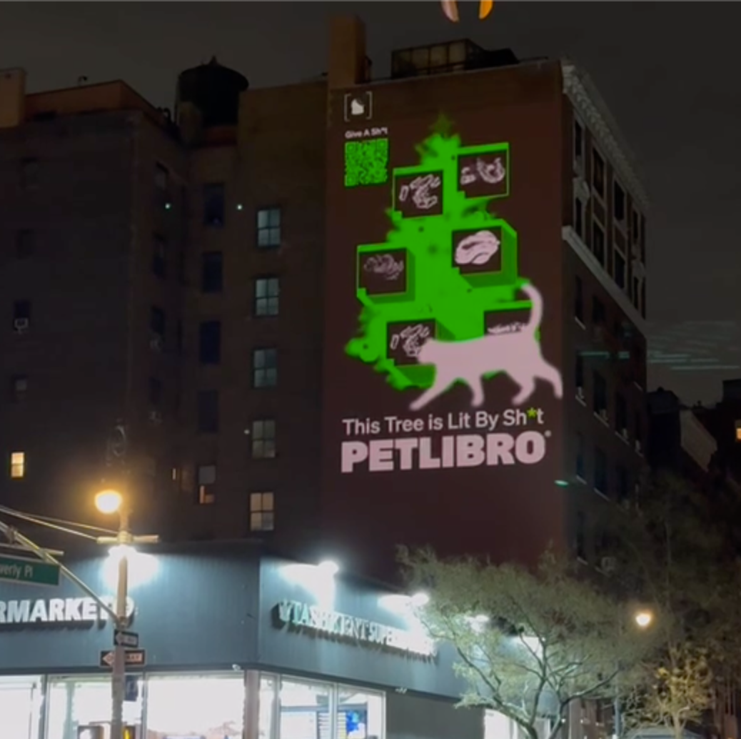 Pet Libro Digital OOH Projection 