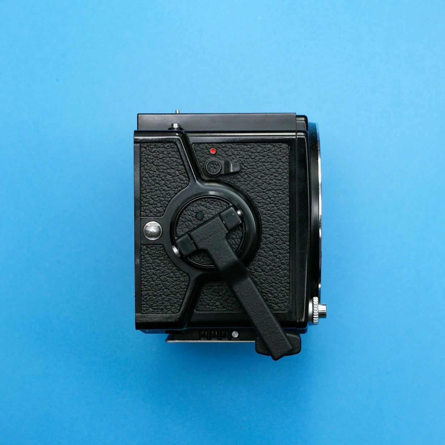 ✨ Introducing our latest replacement parts for the Bronica ETR Series ✨

Listening to feedback from the analogue community, we&rsquo;ve developed two options:

🔹 A replacement winding arm
🔹 A brand-new alternative winding crank

Both are now availa