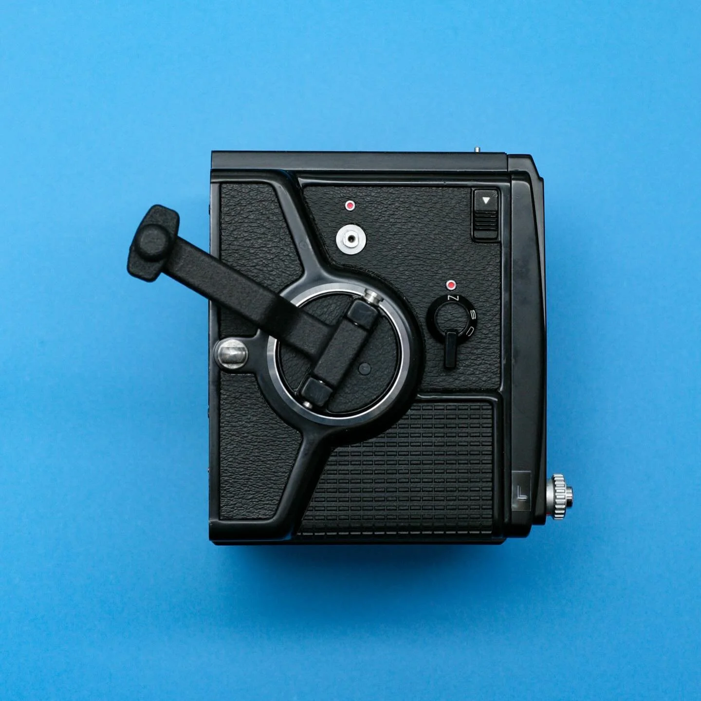 ✨ Introducing our latest replacement parts for the Bronica SQ-A ✨

Listening to feedback from the analogue community, we&rsquo;ve developed two options:

🔹 A replacement winding arm
🔹 A brand-new alternative winding crank

Both are now available to