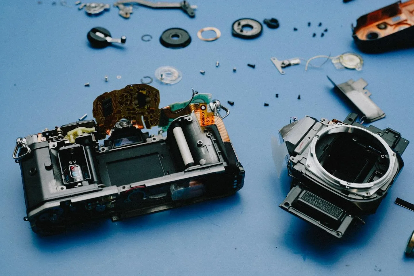 A few repairs from this week&hellip;

- Canon AE-1 Programme 
- Canon FdD 50mm F1.8
- Nikon FM2 
- Leica CL 

#nikon #yashica  #rollei #leica #mamiya #ppprepairs #pppcamerasleica  #pppcameras #ppprepairsleica #camerarepairs #photooftheday #photograph