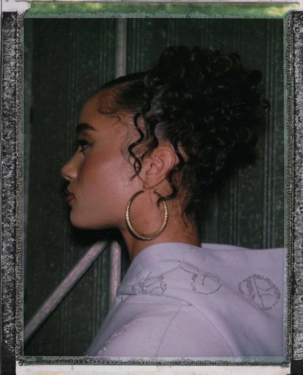 Polaroid + Instax scanning service, now available! 📣 

Images 1-2 are scans we did recently for @filmbyhassalini - which were taken on : 
📷- Polaroid Big Shot 
🎞️- Fujifilm FPC 100C