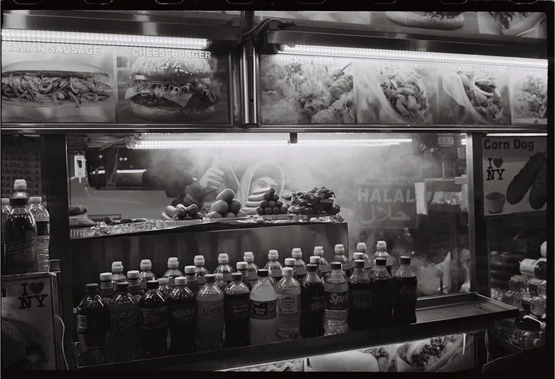 Some lovely shots of New York captured by @jon.w.evans 

🎞️ Ilford XP2
📷 Leica M4

High res, full frame scans

#pppfilmlab #fujifilm #filmprocessing #keepfilmalive #filmdeveloping #35mmfilm #120film #you #filmisnotdead #bellinifoto #fujifilmfrontie