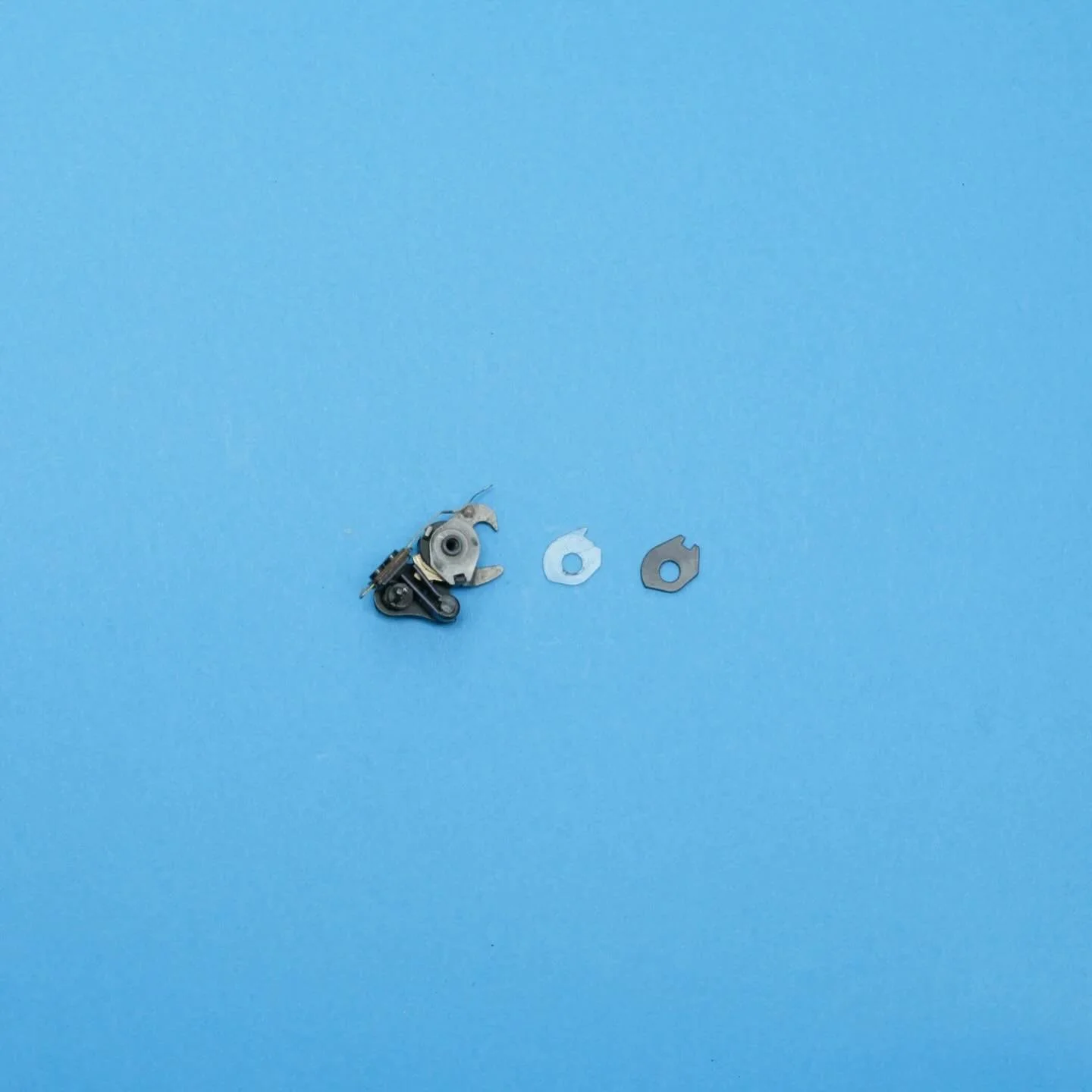 🔥Our newest Leica M replacement part &mdash; the Shutter Brake Friction Disk &mdash; is now available.
.
Compatible with Leica M1, M2, M3, M4, M6, MP, MA

#Leicauk #leica @leicauk  #Leicam6 #pppcameras #pppcamerasleica