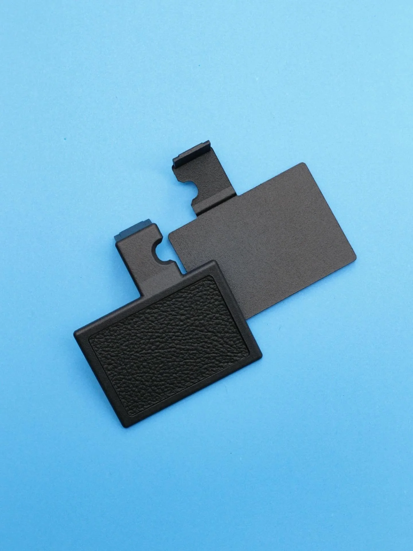 In response to popular demand from the community, we&rsquo;ve developed our screen cover for the Fujifilm X- Pro 1 

The reason for developing our screen covers, is to make using the digital camera feel more relatable to the experience of shooting fi