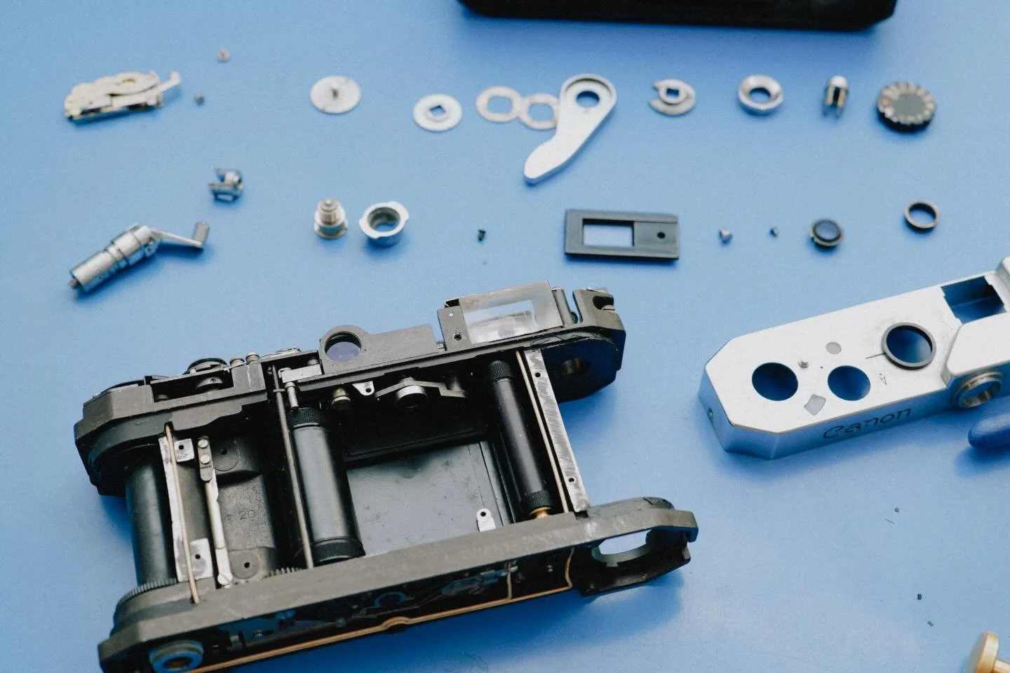 A few recent repairs&hellip;

#pentax #canon #pppcameras