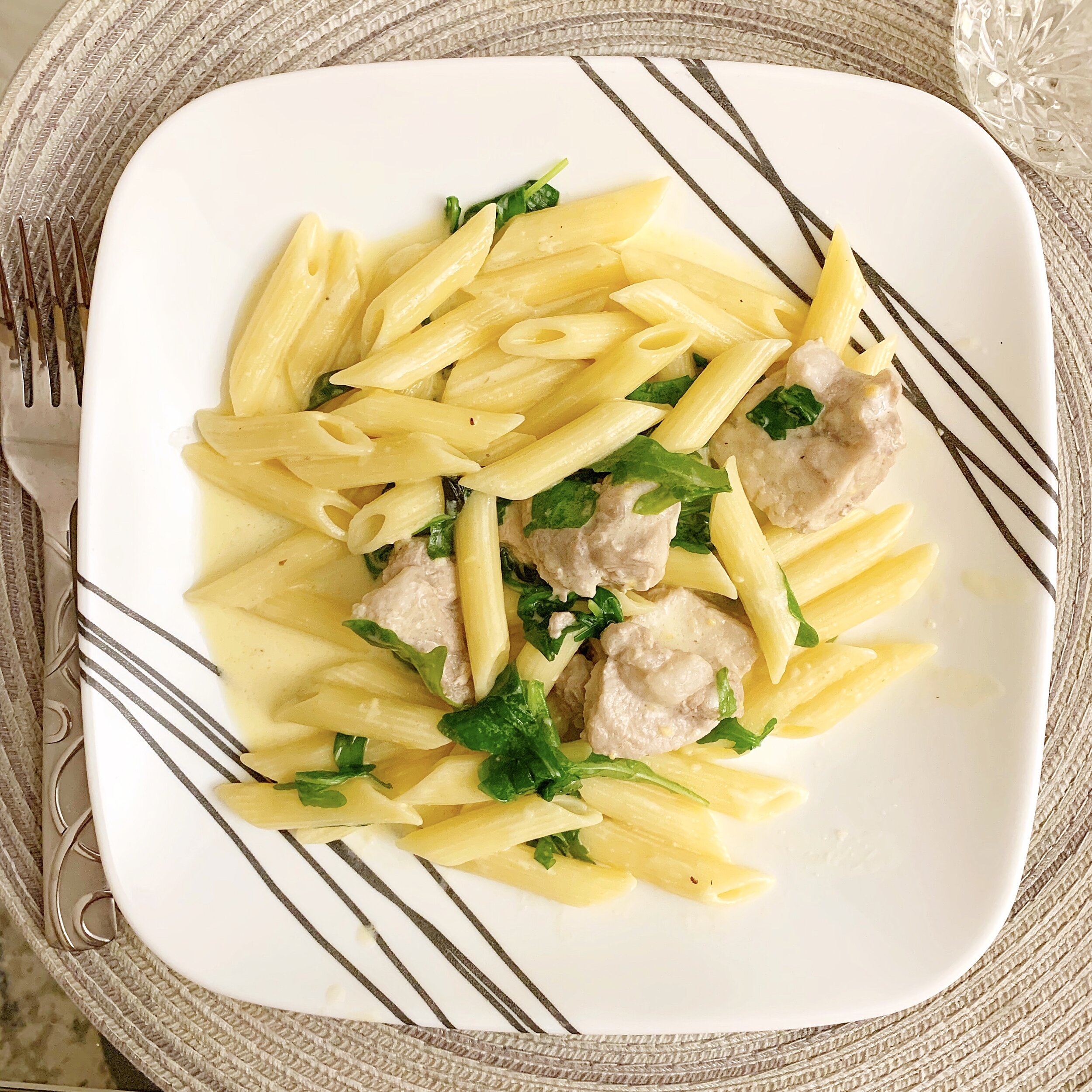 pork_and_arugula_pasta_with_creamy_lemon_sauce.jpeg