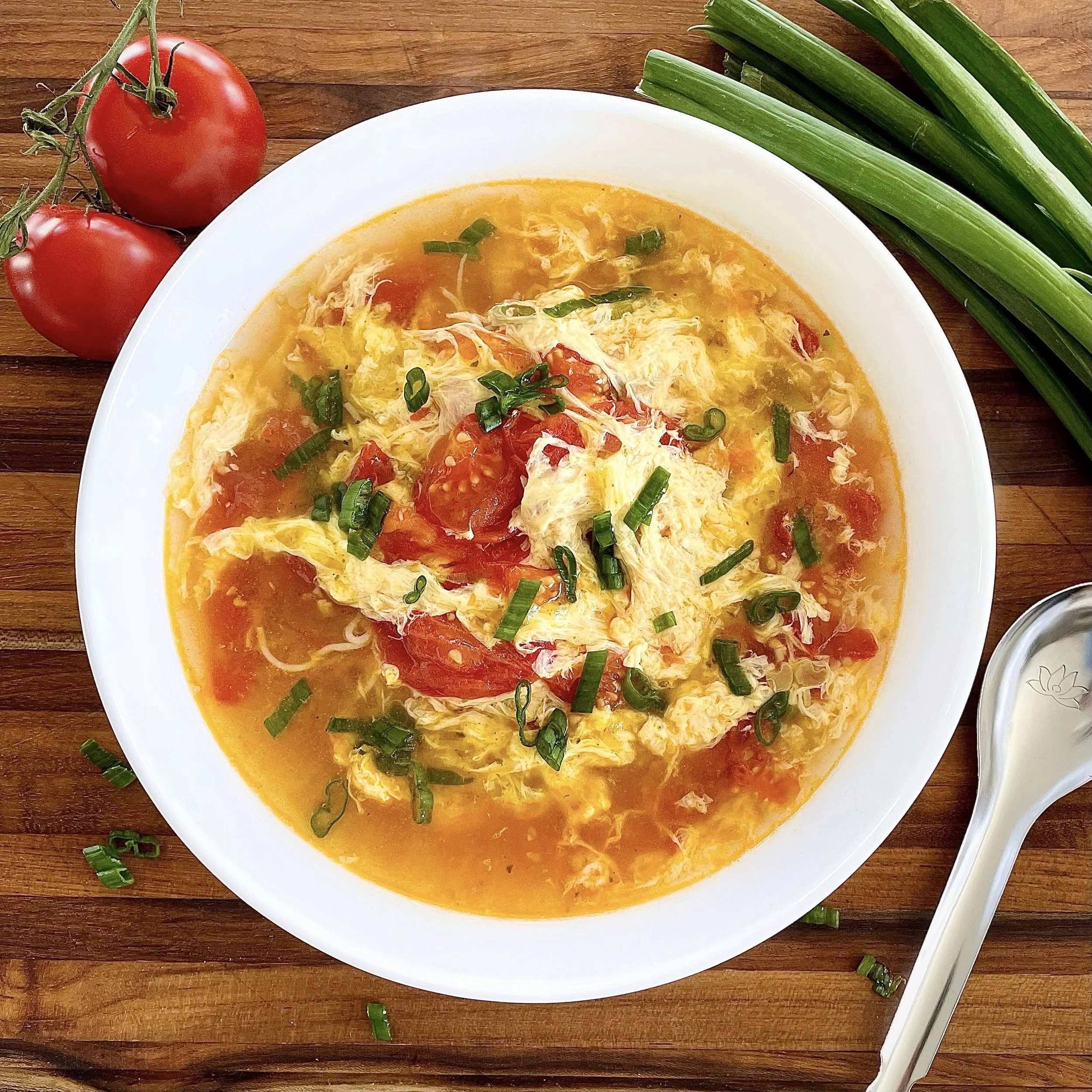 Egg Drop Tomato Soup (Canh Trung Ca Chua)