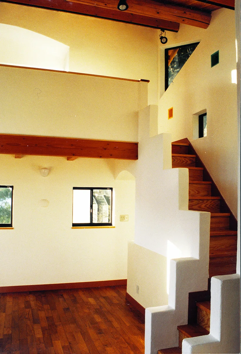 matsuda 2f stair.jpg