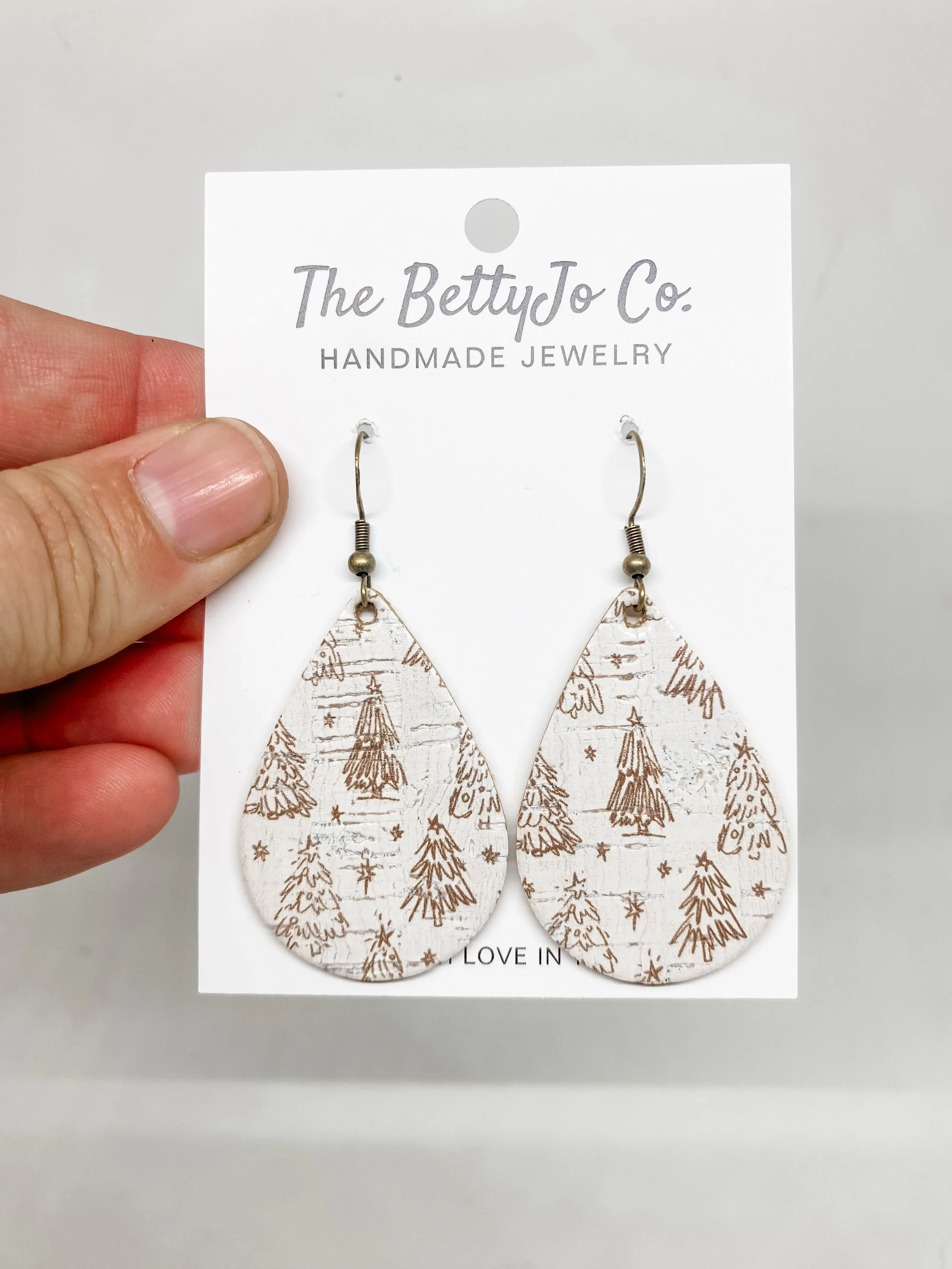 Rustic Tree Teardrop