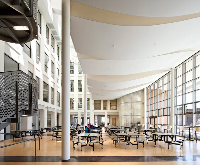 Image courtesy of Metropolitan Business Academy